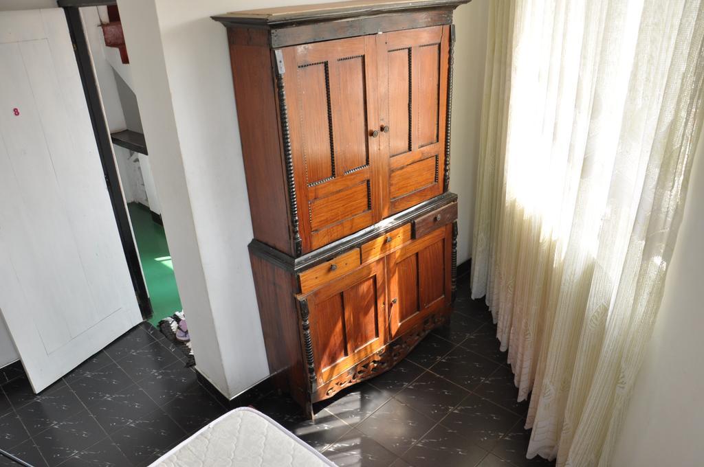 Marshal Beach Guesthouse Negombo Quarto foto